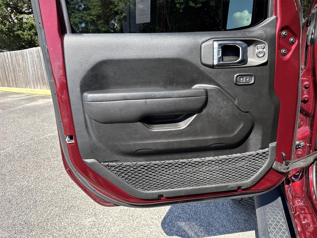 used 2022 Jeep Gladiator car, priced at $36,900