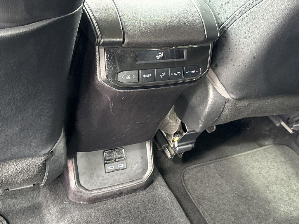 used 2022 Toyota Highlander car, priced at $36,900