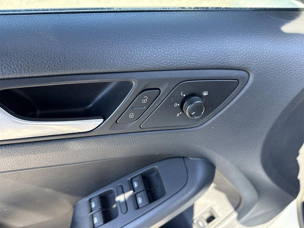 used 2016 Volkswagen Jetta car, priced at $13,900