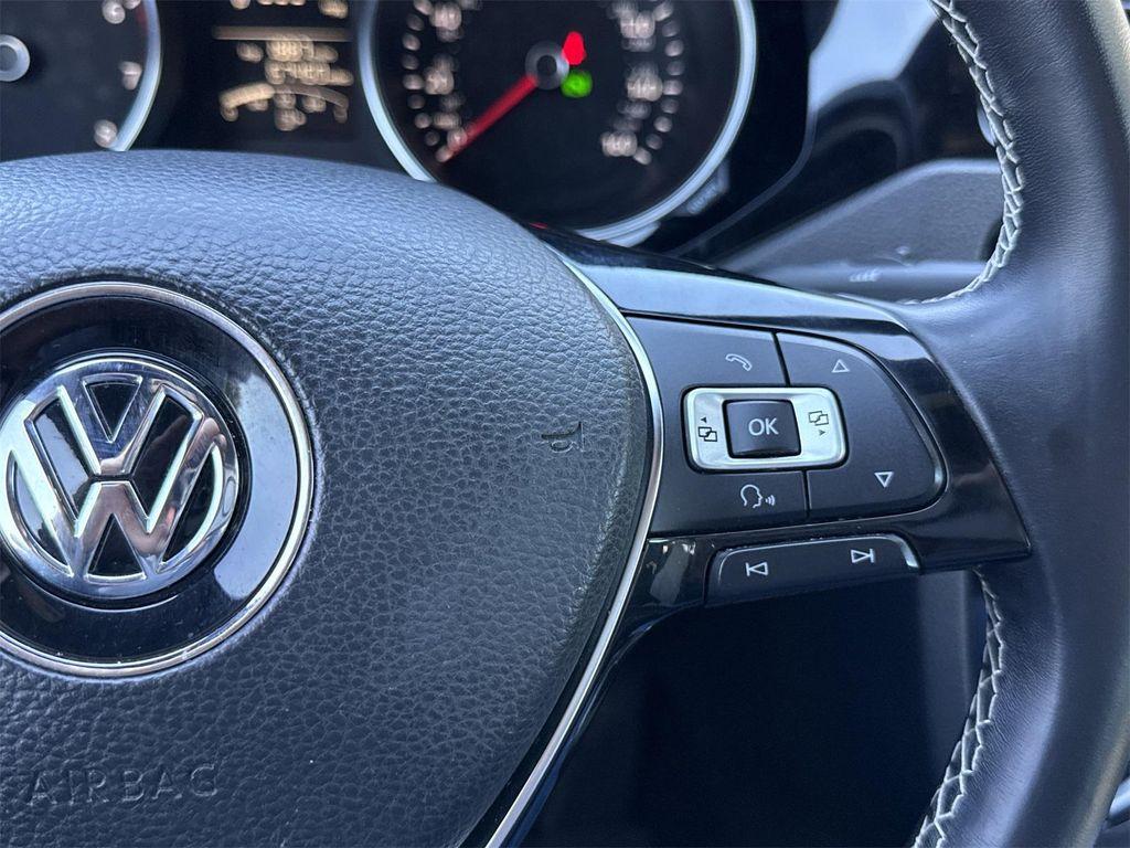 used 2016 Volkswagen Jetta car, priced at $13,900