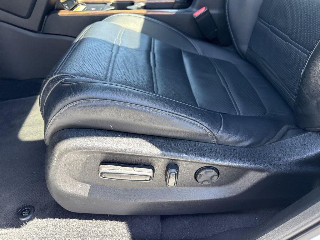 used 2022 Honda CR-V Hybrid car, priced at $32,900