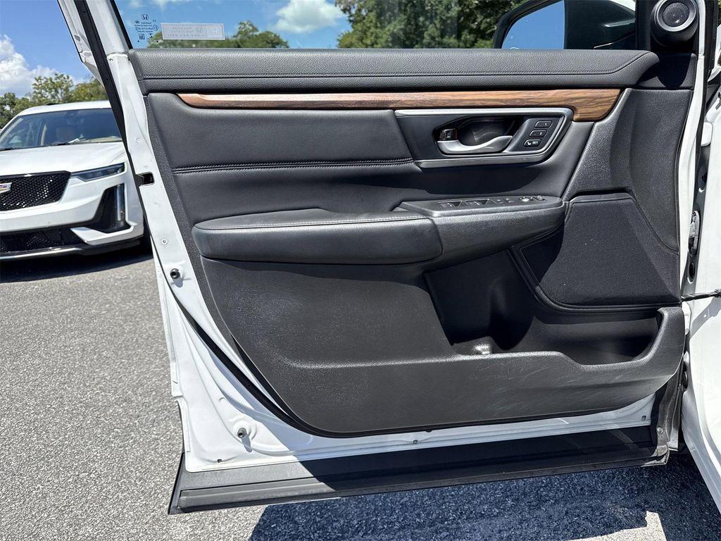 used 2022 Honda CR-V Hybrid car, priced at $32,900
