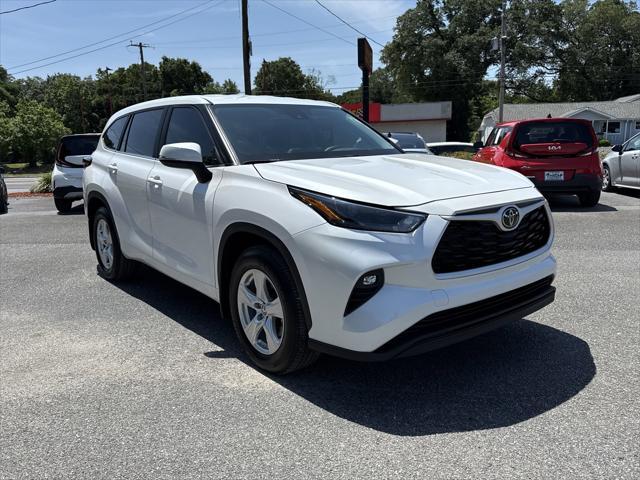 used 2024 Toyota Highlander car, priced at $42,900