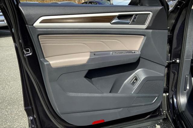 used 2021 Volkswagen Atlas car, priced at $17,495