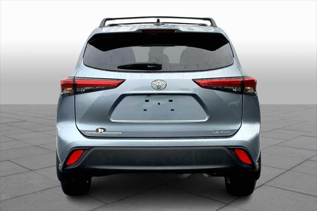 used 2022 Toyota Highlander car, priced at $28,974