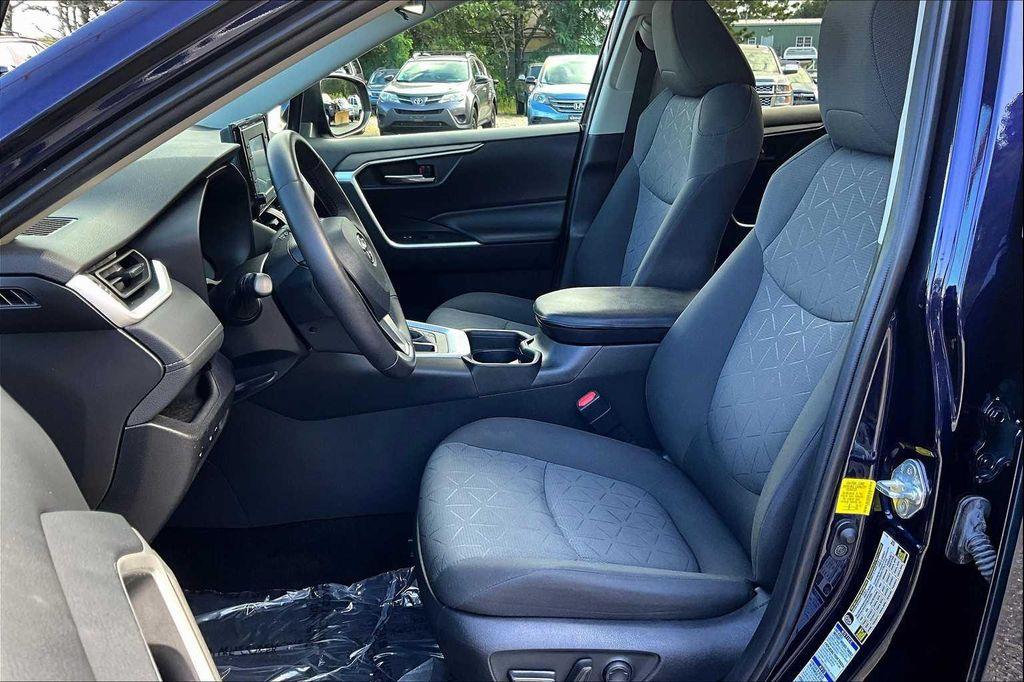 used 2020 Toyota RAV4 car, priced at $25,788