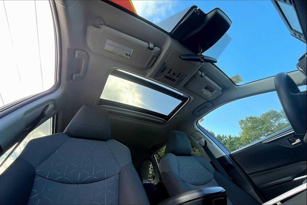 used 2020 Toyota RAV4 car, priced at $25,788