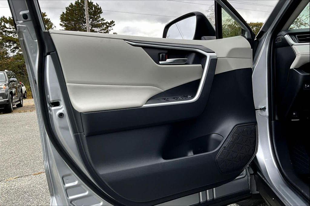 new 2025 Toyota RAV4 Hybrid car, priced at $37,377