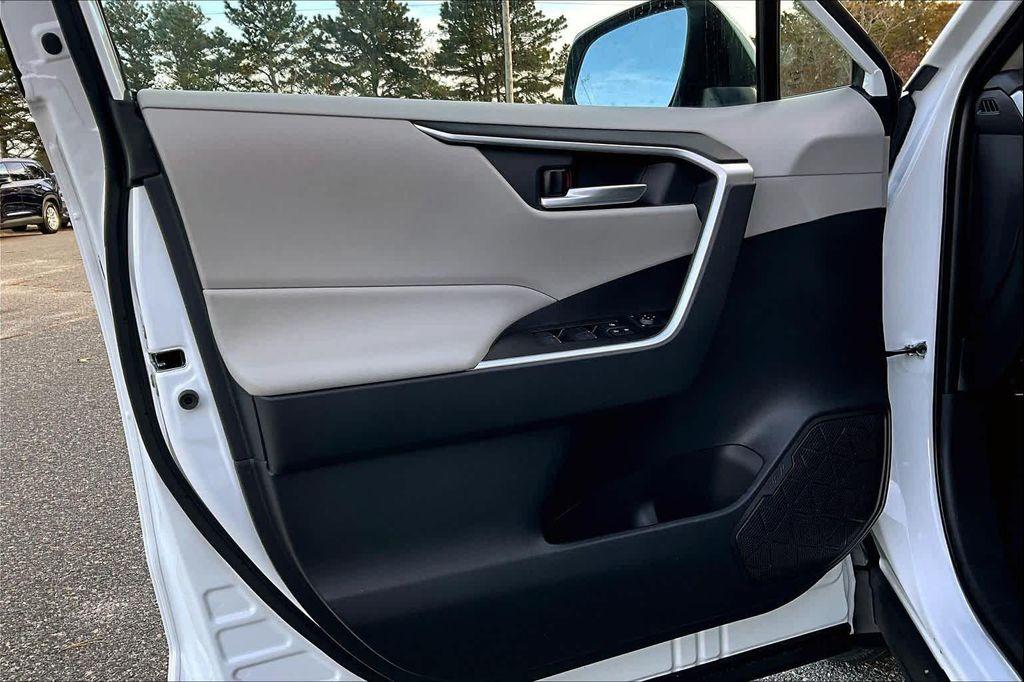 new 2025 Toyota RAV4 car, priced at $36,677