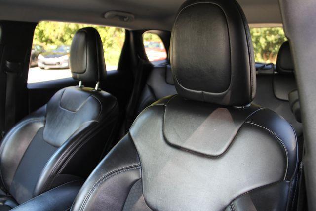 used 2019 Jeep Cherokee car, priced at $10,990