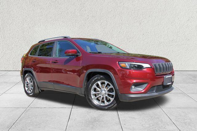 used 2019 Jeep Cherokee car, priced at $10,990