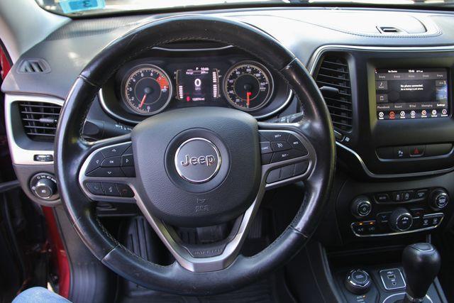 used 2019 Jeep Cherokee car, priced at $10,990