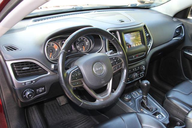 used 2019 Jeep Cherokee car, priced at $10,990