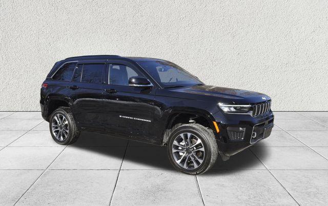 used 2024 Jeep Grand Cherokee car, priced at $47,995