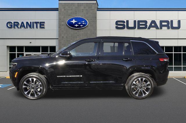 used 2024 Jeep Grand Cherokee car, priced at $46,990
