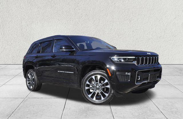 used 2024 Jeep Grand Cherokee car, priced at $47,995