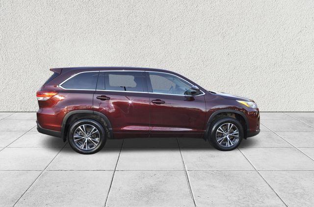 used 2017 Toyota Highlander car, priced at $20,490