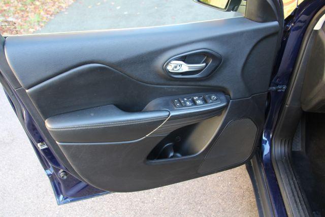 used 2016 Jeep Cherokee car, priced at $9,990