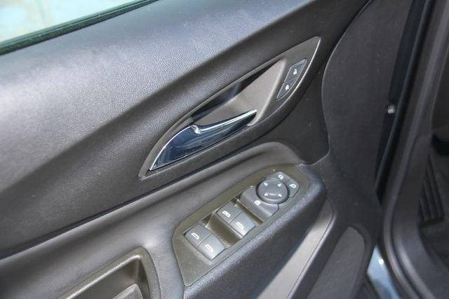 used 2023 Chevrolet Equinox car, priced at $20,980