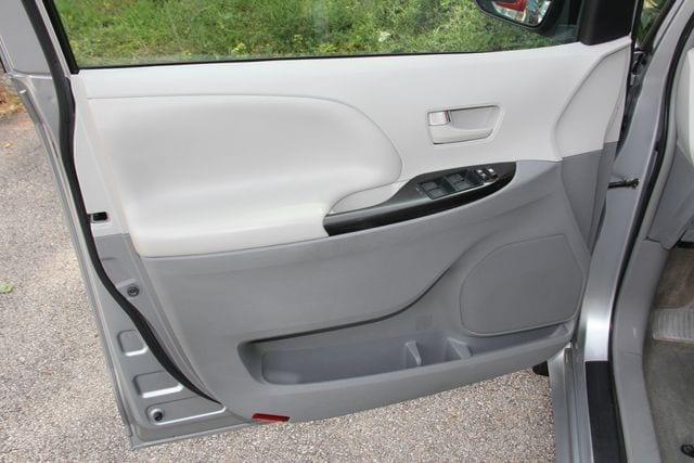 used 2014 Toyota Sienna car, priced at $11,495