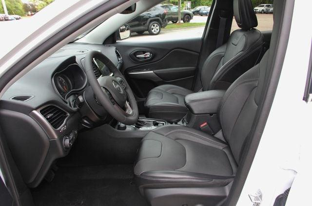 used 2022 Jeep Cherokee car, priced at $25,500