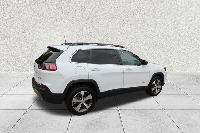 used 2022 Jeep Cherokee car, priced at $25,500