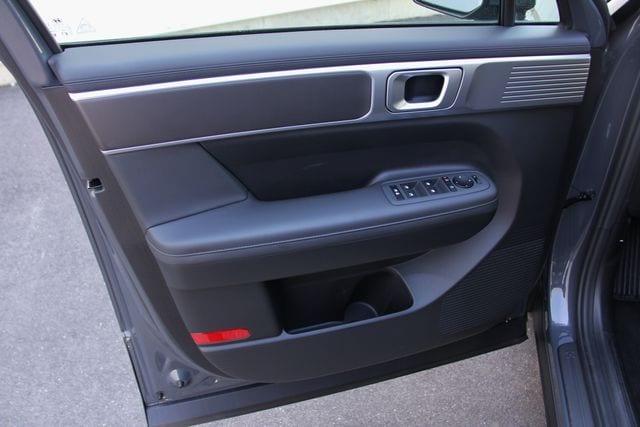used 2025 Hyundai Santa Fe car, priced at $34,990