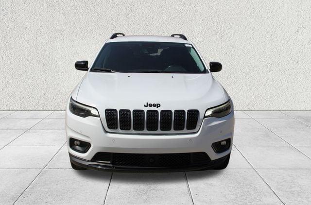 used 2023 Jeep Cherokee car, priced at $21,990