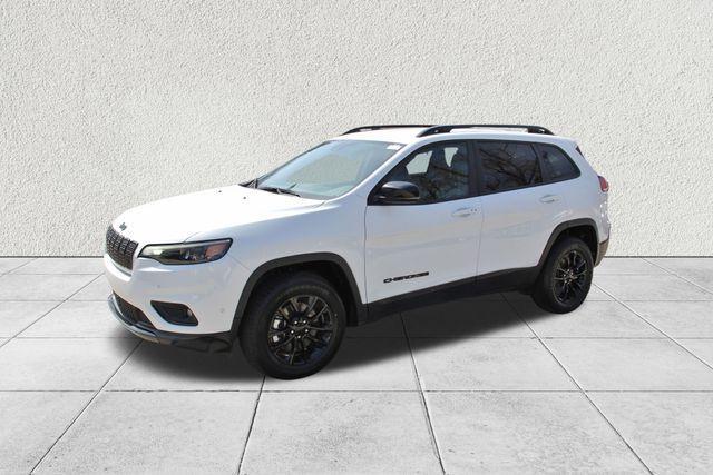 used 2023 Jeep Cherokee car, priced at $21,990