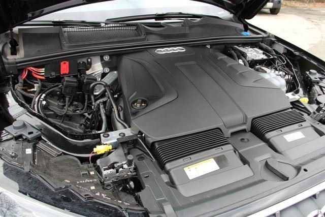 used 2024 Audi Q7 car, priced at $45,990