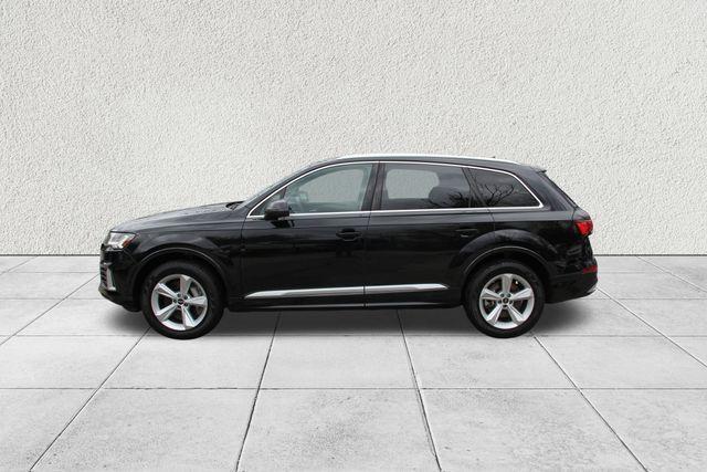 used 2024 Audi Q7 car, priced at $45,990