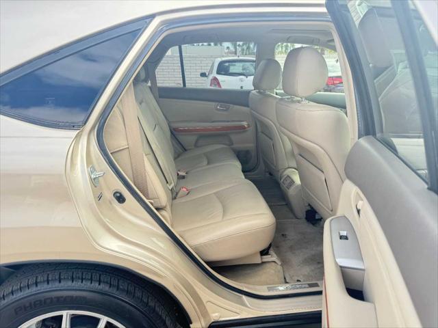 used 2005 Lexus RX 330 car, priced at $6,995