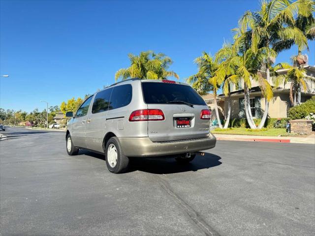 used 2003 Toyota Sienna car, priced at $4,495