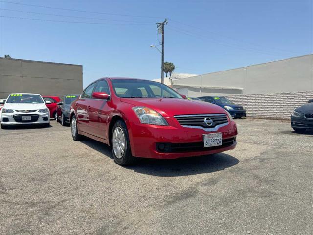 used 2009 Nissan Altima car, priced at $4,995