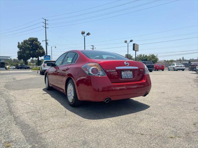 used 2009 Nissan Altima car, priced at $4,995