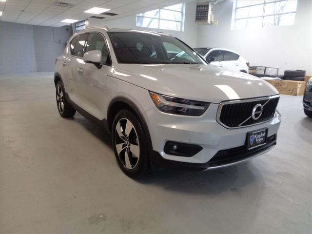 used 2021 Volvo XC40 car, priced at $29,495