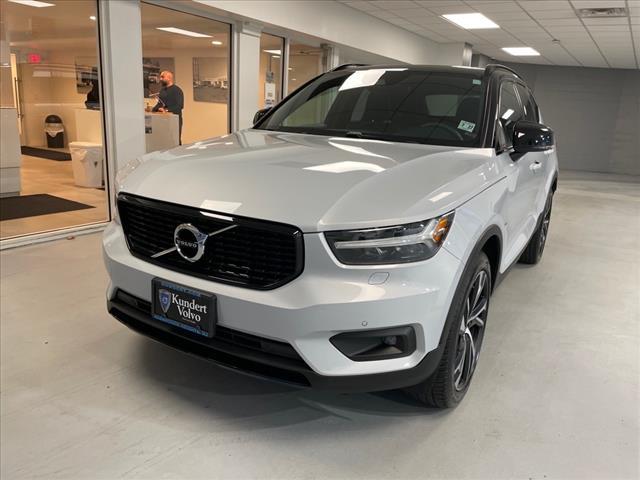 used 2022 Volvo XC40 car, priced at $32,995