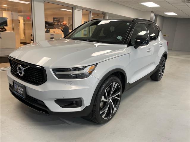 used 2022 Volvo XC40 car, priced at $32,995