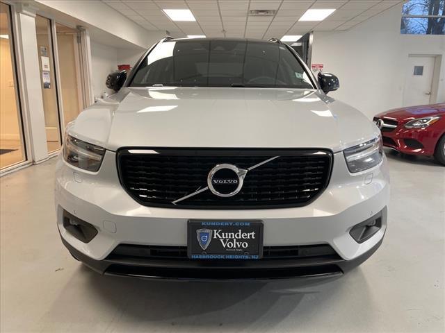 used 2022 Volvo XC40 car, priced at $32,995