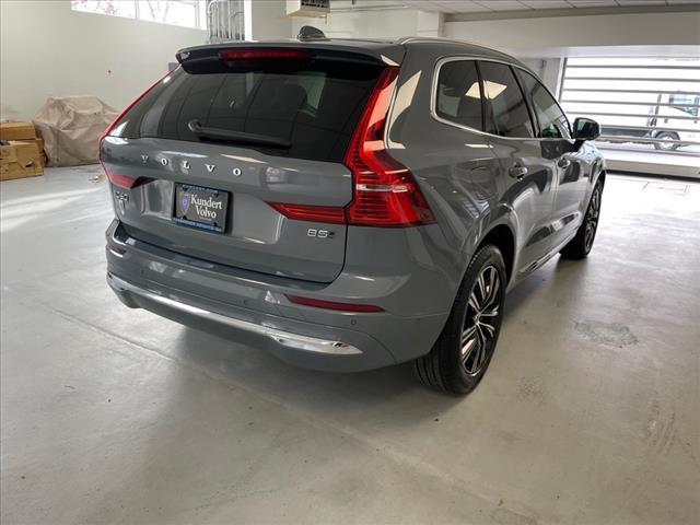 used 2022 Volvo XC60 car, priced at $36,995