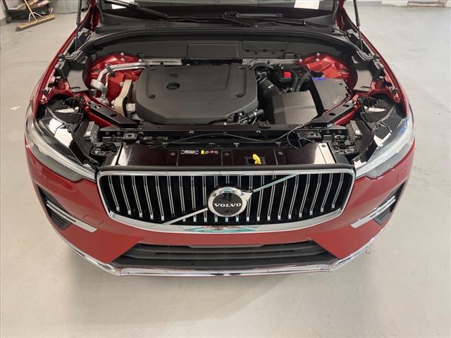 used 2022 Volvo XC60 car, priced at $40,995