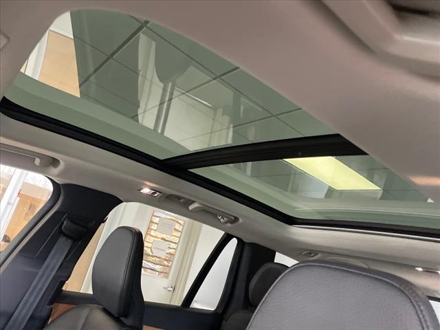 used 2022 Volvo XC90 car, priced at $45,995