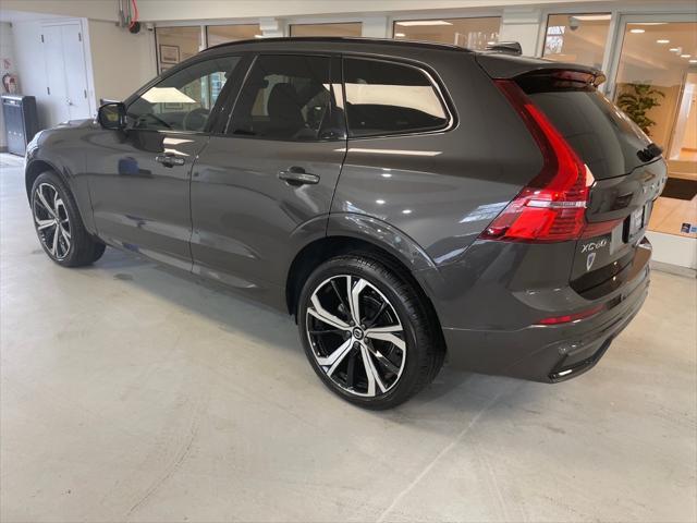 used 2022 Volvo XC60 car, priced at $41,995