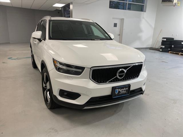 used 2022 Volvo XC40 car, priced at $31,995