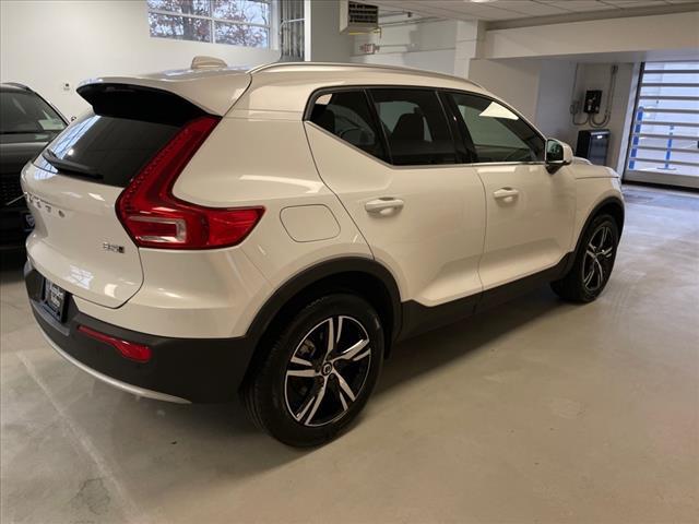 used 2024 Volvo XC40 car, priced at $32,995