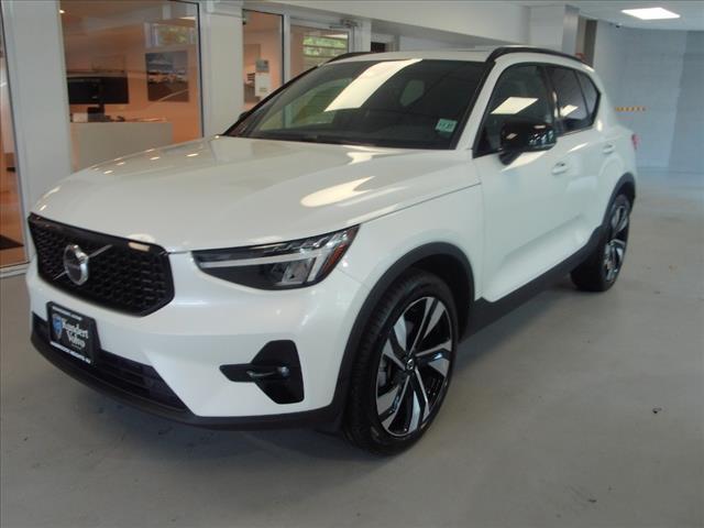 used 2023 Volvo XC40 car, priced at $38,495