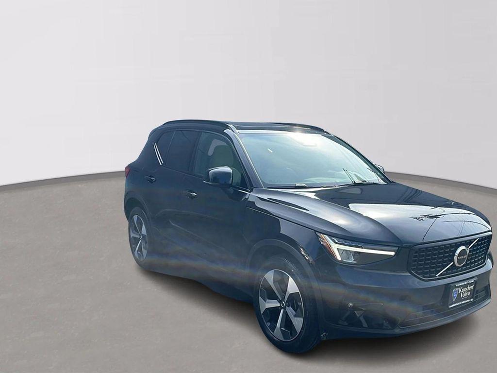 used 2023 Volvo XC40 car, priced at $33,495
