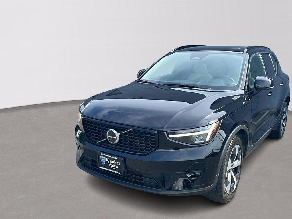 used 2023 Volvo XC40 car, priced at $33,495