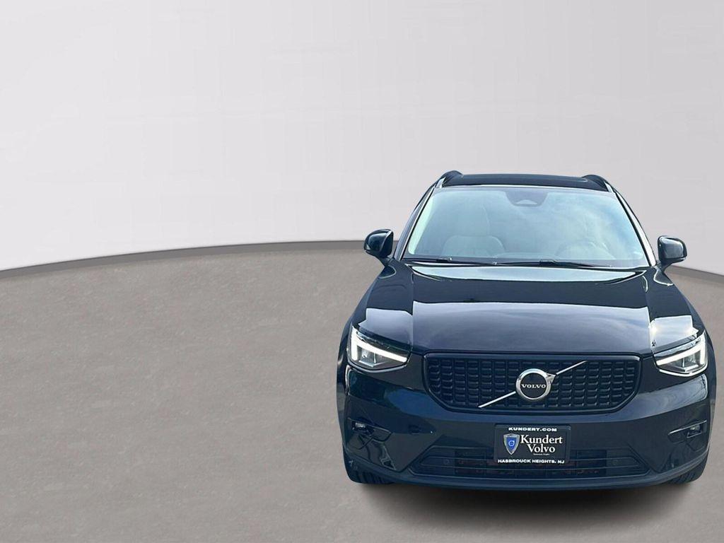 used 2023 Volvo XC40 car, priced at $33,495