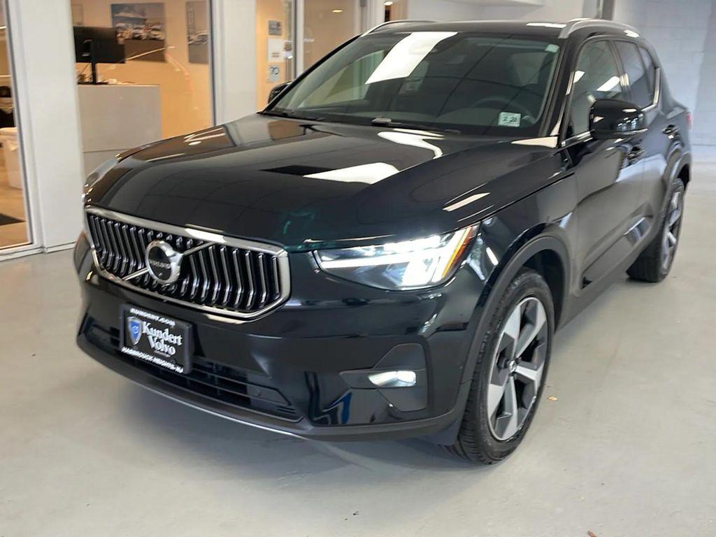 used 2023 Volvo XC40 car, priced at $31,995